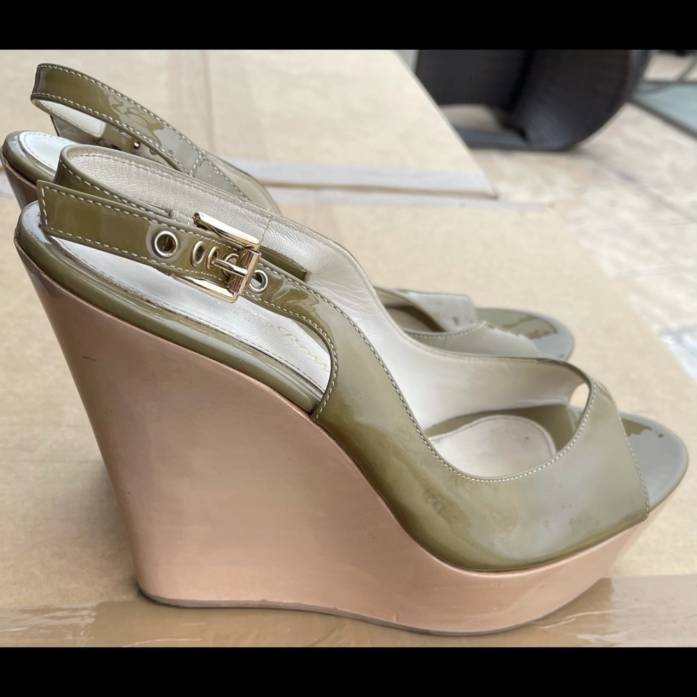 Gianvito Rossi wedges sandals